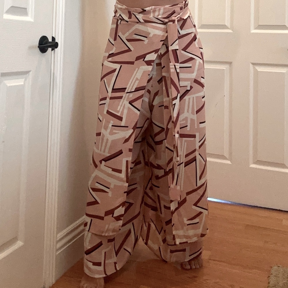 Versatile Wide-Leg Wrap Pants Jumpsuit With Abstract Print